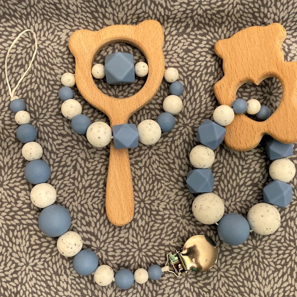 Silicone/Wood Pacifier/Dummy/Leash/Chain/Teether!!